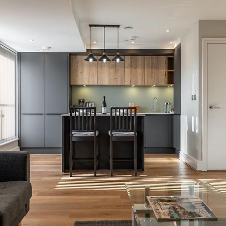 Bond House By Celador Apartments Рединг Екстериор снимка