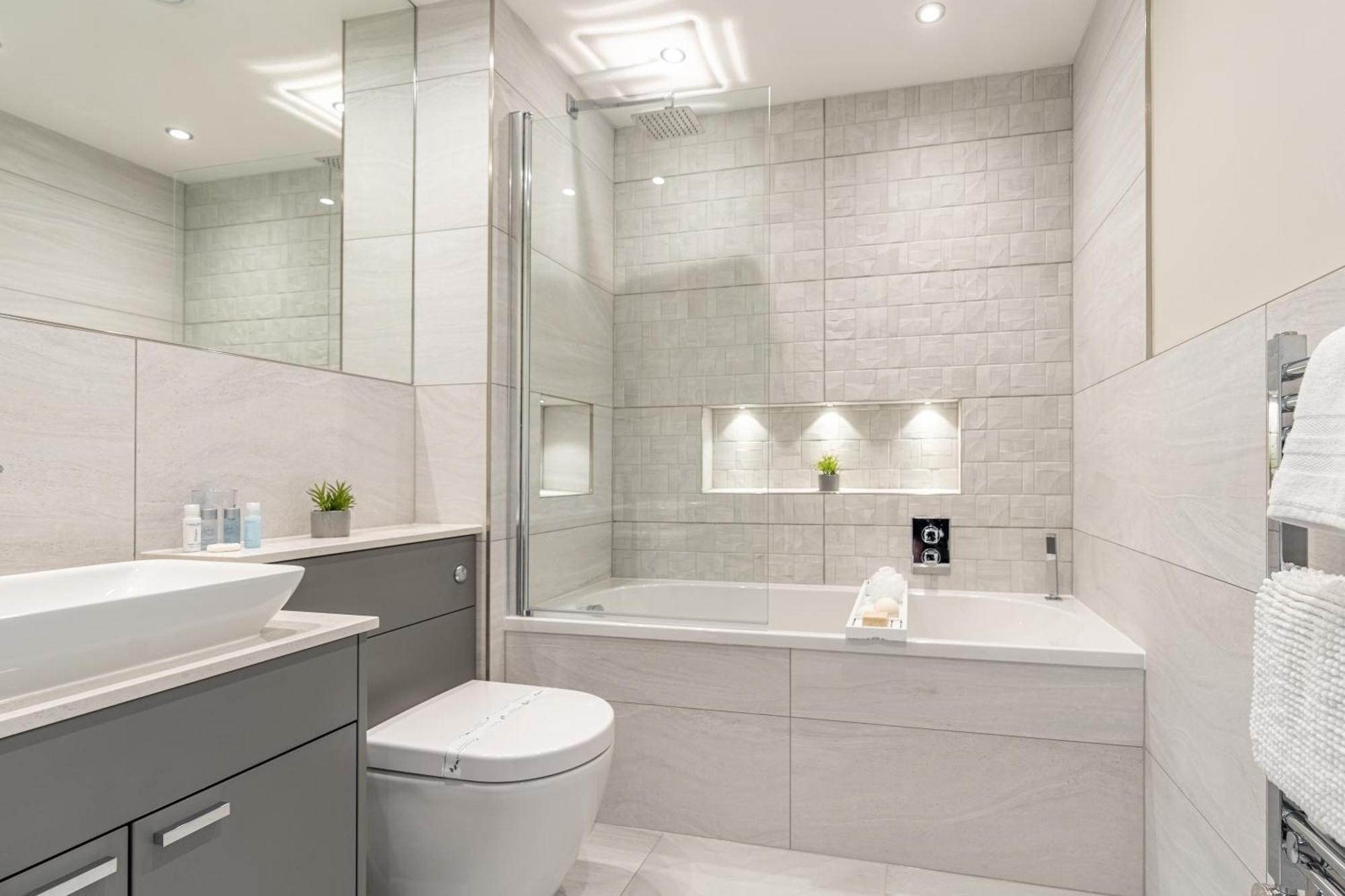 Bond House By Celador Apartments Рединг Екстериор снимка