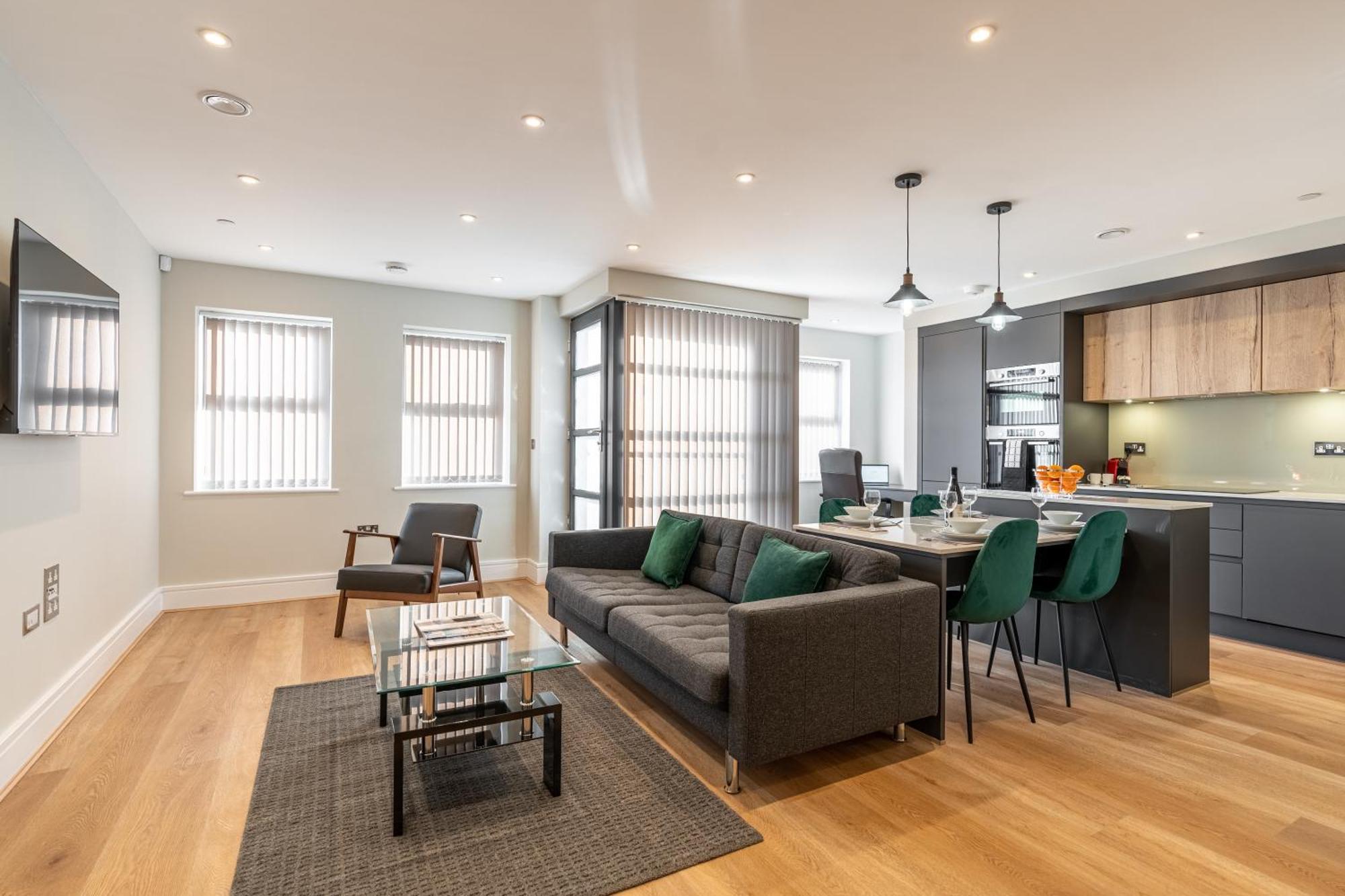 Bond House By Celador Apartments Рединг Екстериор снимка